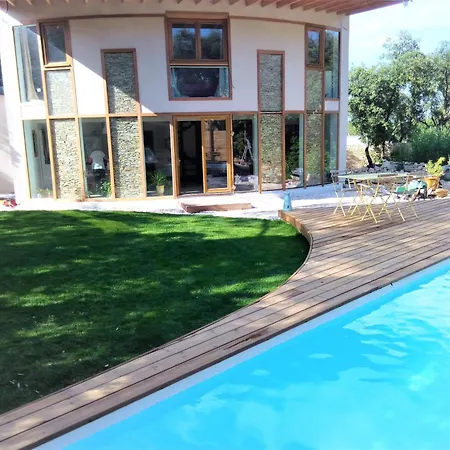 Ξενοδοχείο Maison Chaleureuse Avec Piscine Νιμ